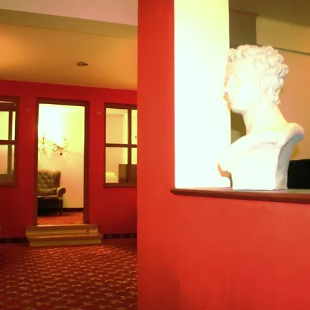 The Medusa Hotel 3*